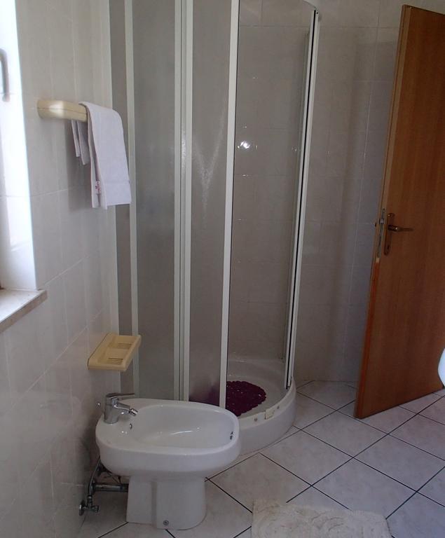 Apartment Eni Ровинь Номер фото